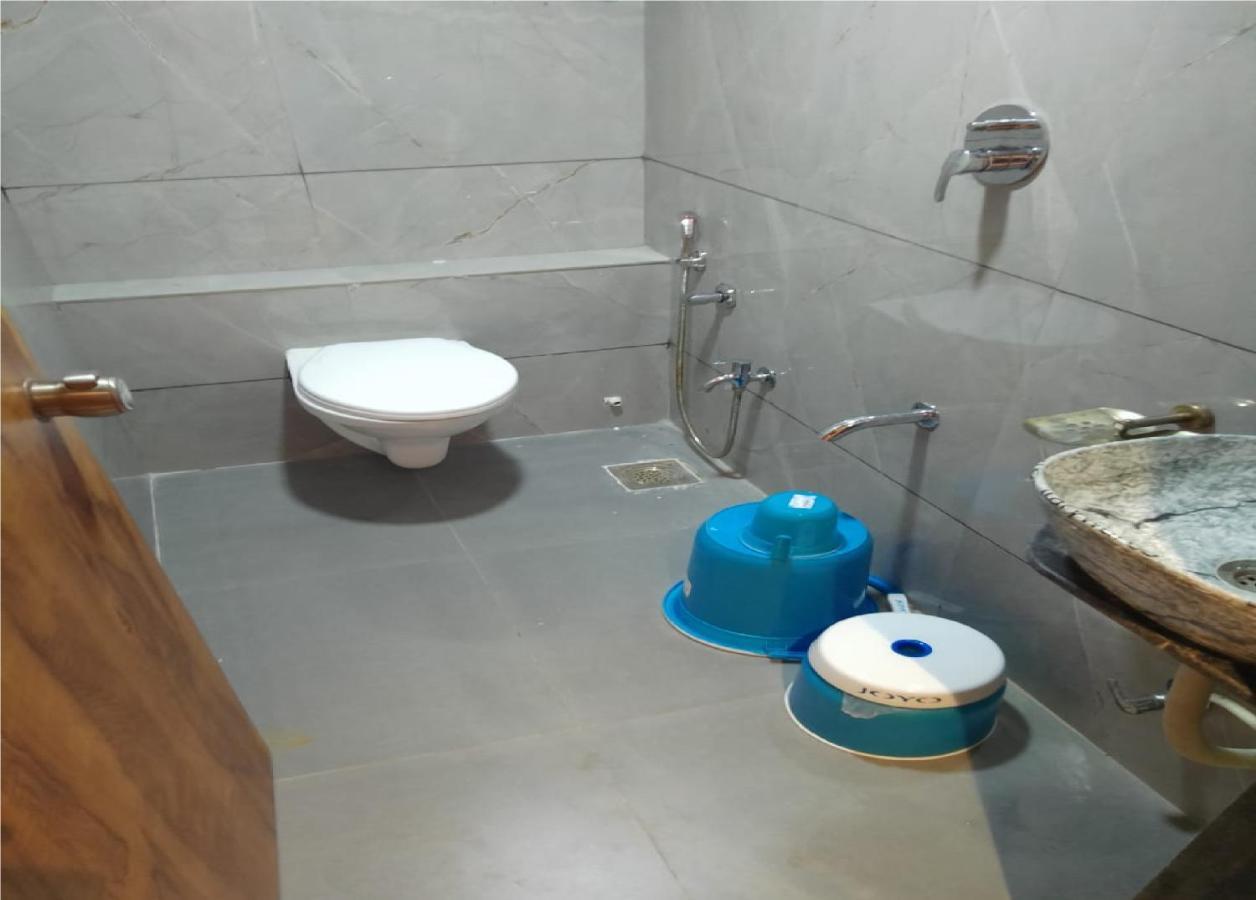 Hotel Lotus Villa Ahmedabad Eksteriør billede